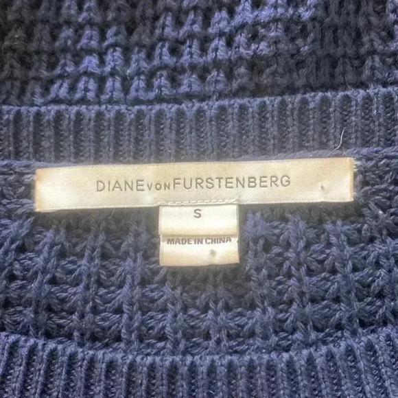 Diane von furstenberg navy blue sweater in size small - Picture 4 of 5